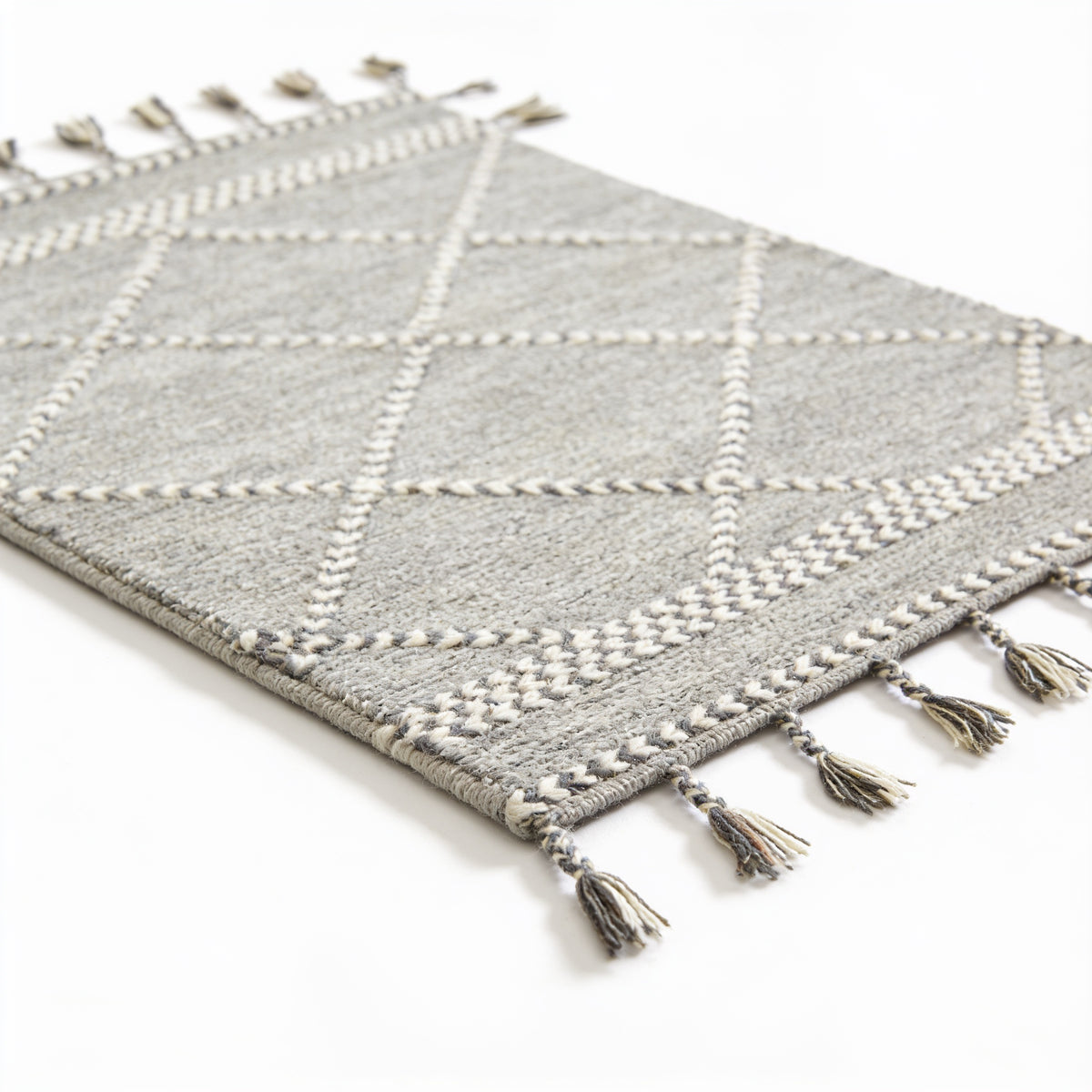 S104 handmade kilim rug — closeup view