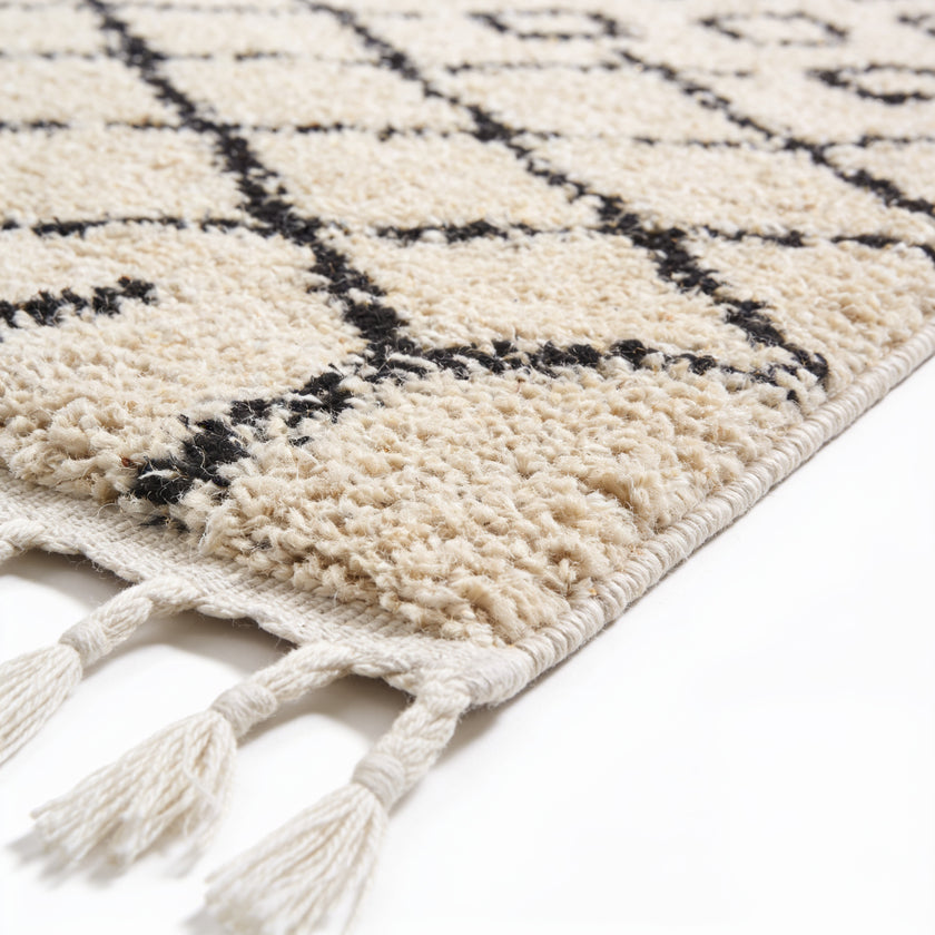 S109 handmade kilim rug — closeup view