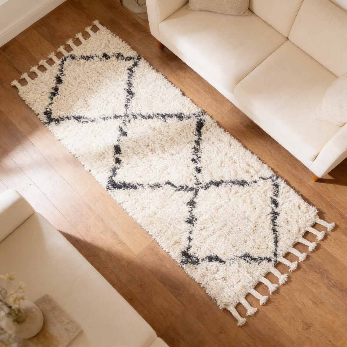 S113 handmade kilim rug — lifestyle view