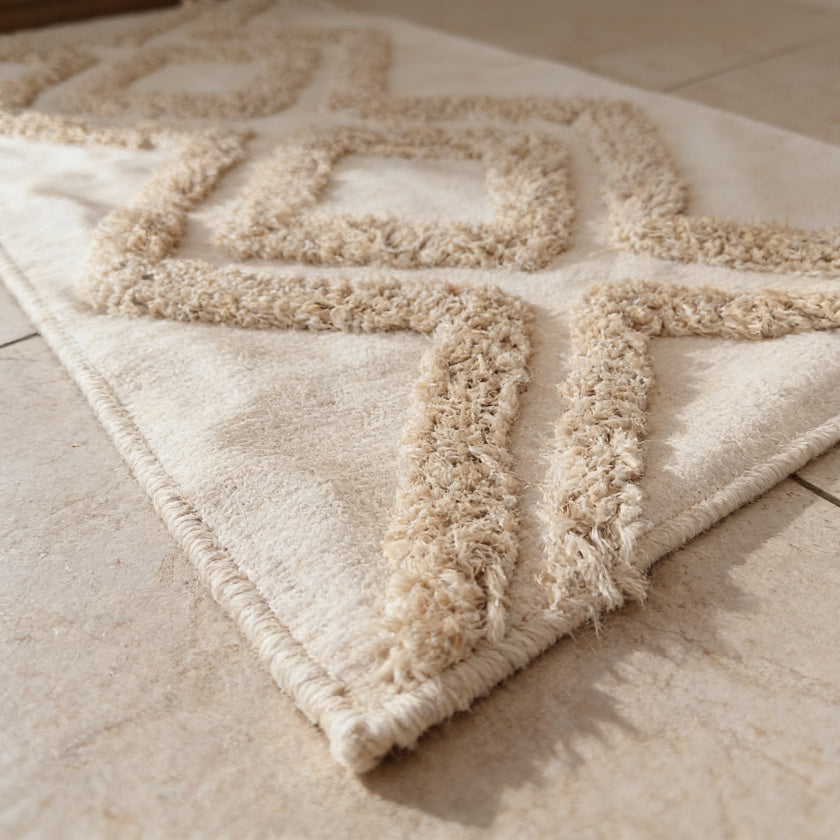 S122 handmade kilim rug — closeup view