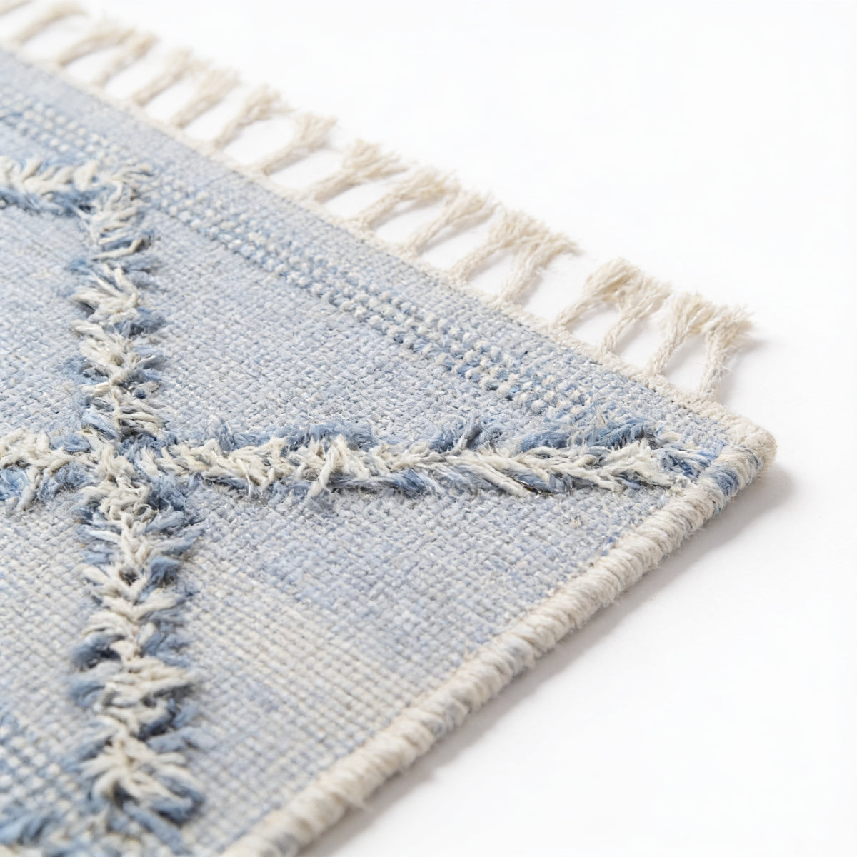 S123 handmade kilim rug — closeup view