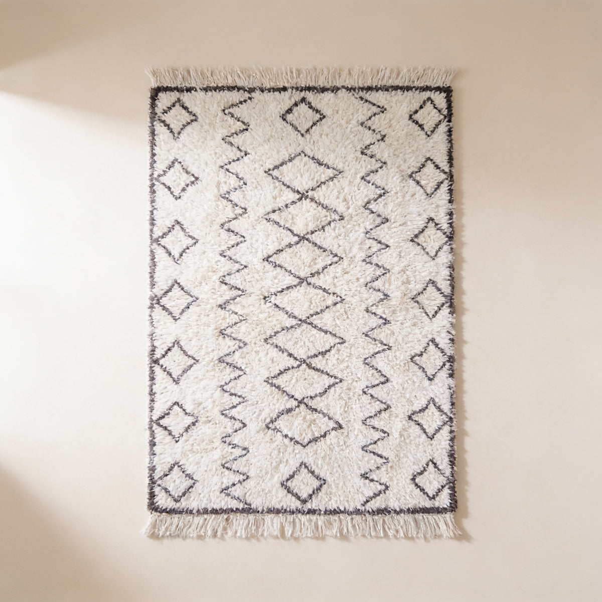 S128 handmade kilim rug — studio view