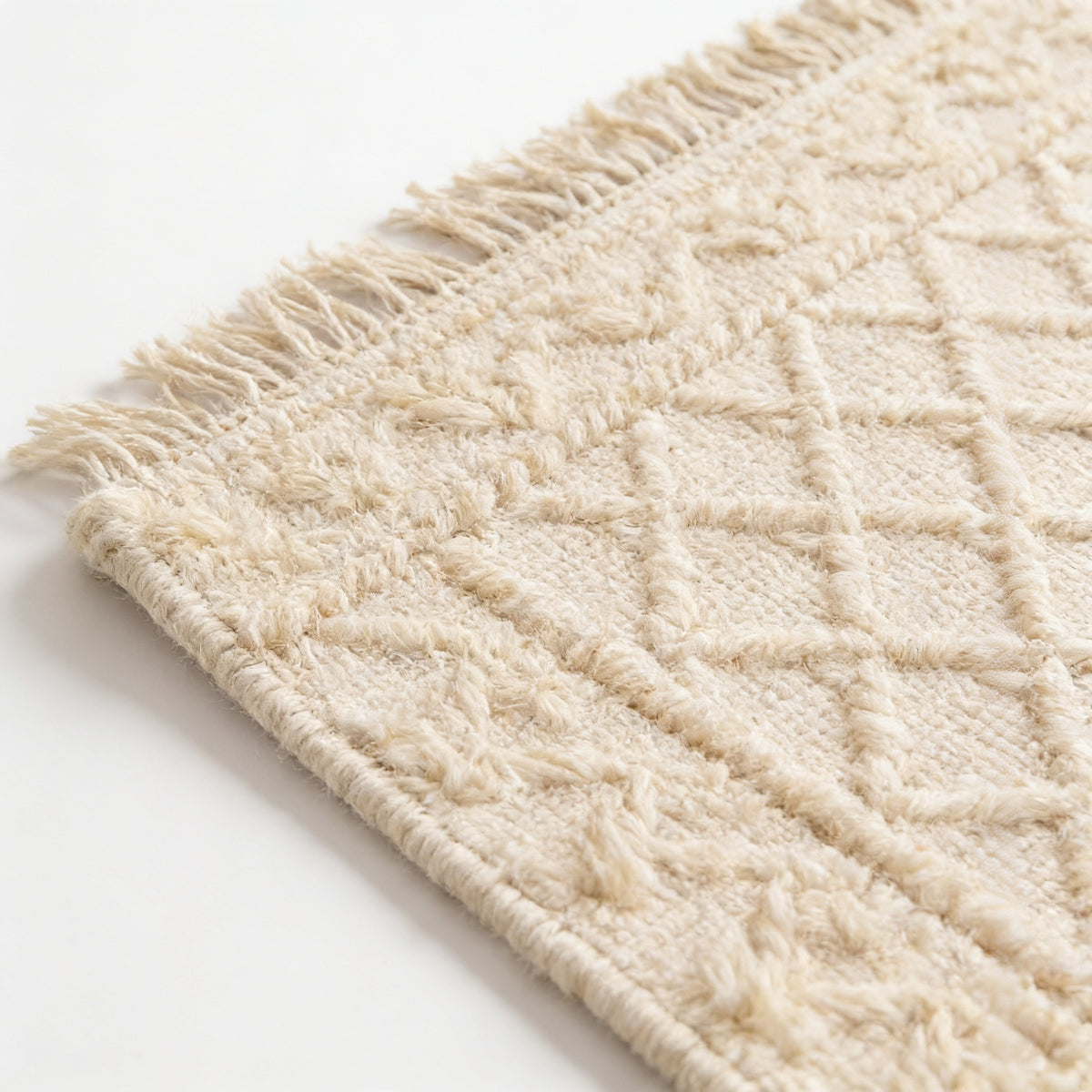 S131 handmade kilim rug — closeup view