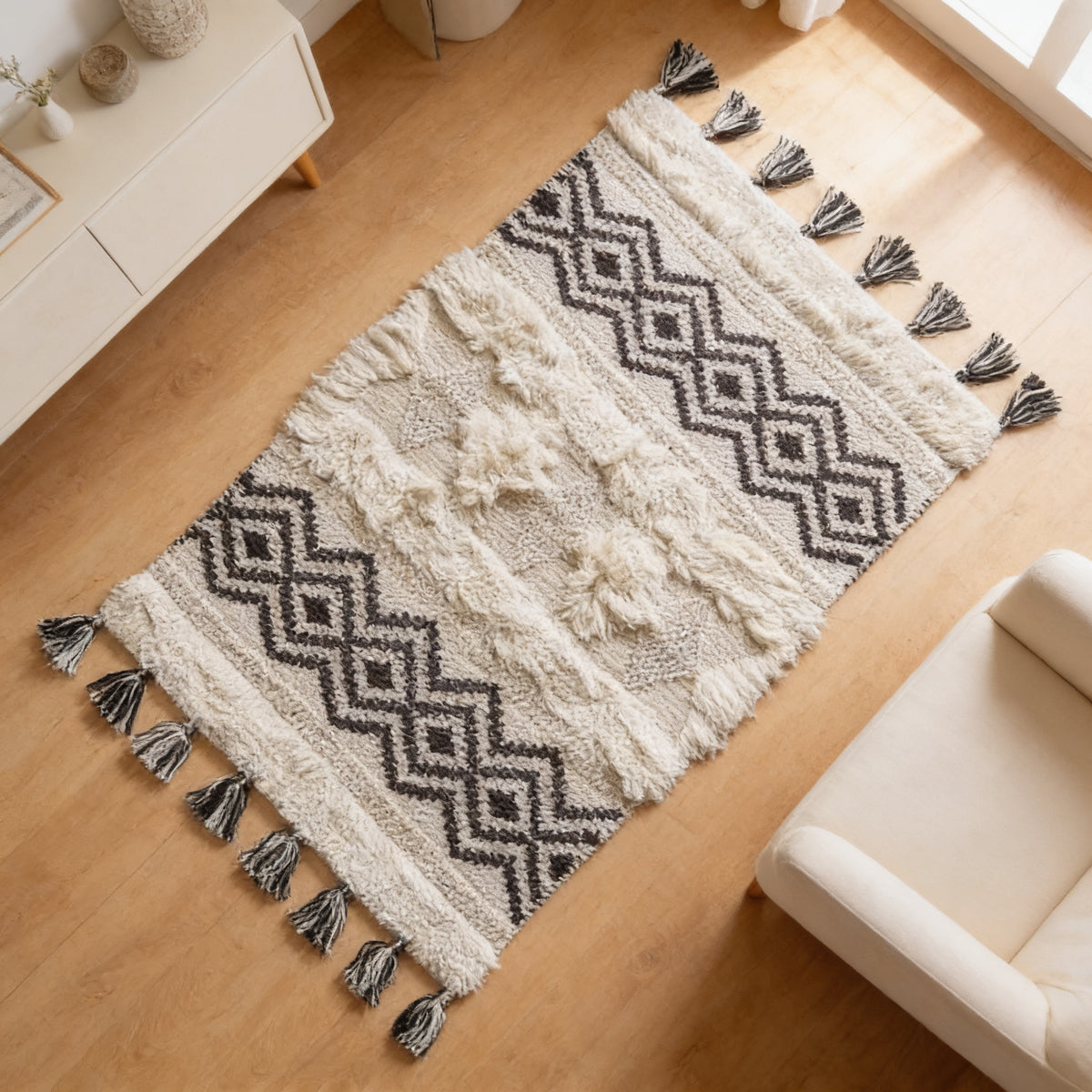 S134 handmade kilim rug — lifestyle view