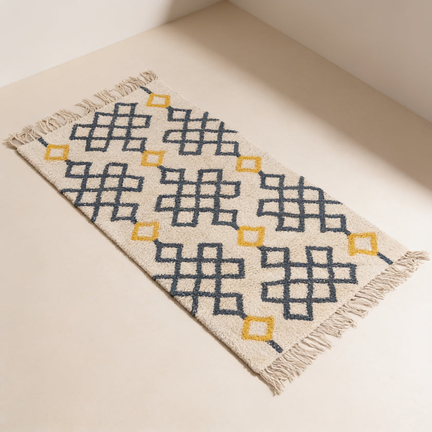 S140 handmade kilim rug — studio view