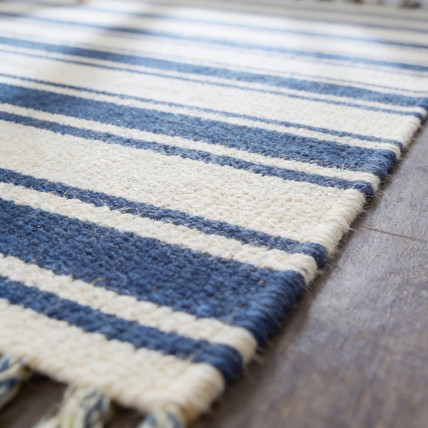 S149 handmade kilim rug — closeup view