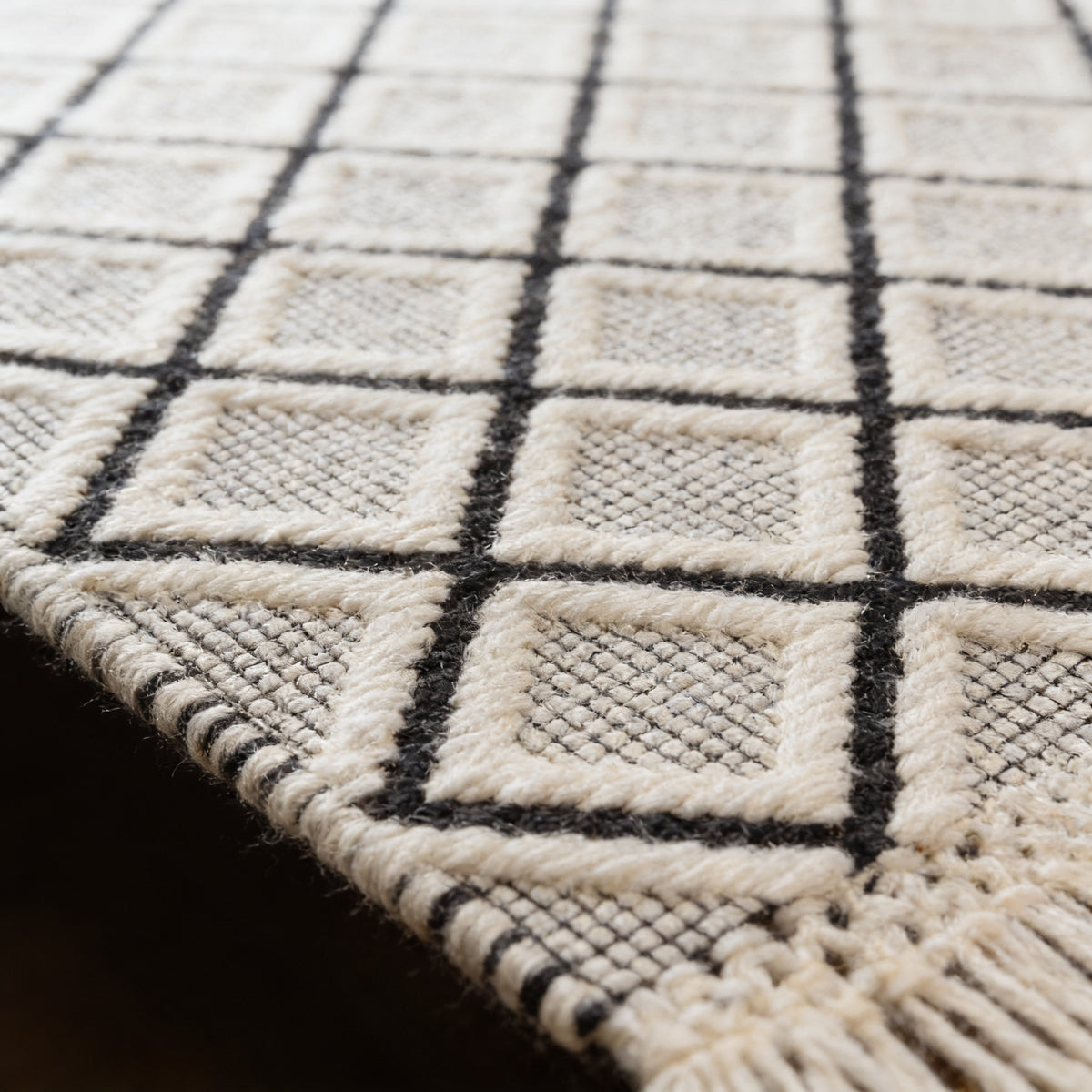 S151 handmade kilim rug — closeup view