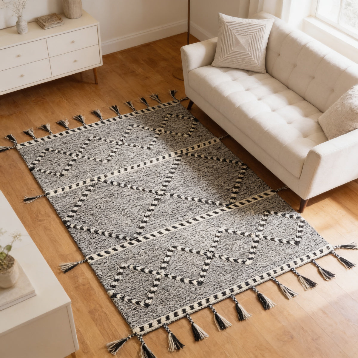 S154 handmade kilim rug — lifestyle view
