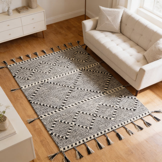 S154 handmade kilim rug — lifestyle view