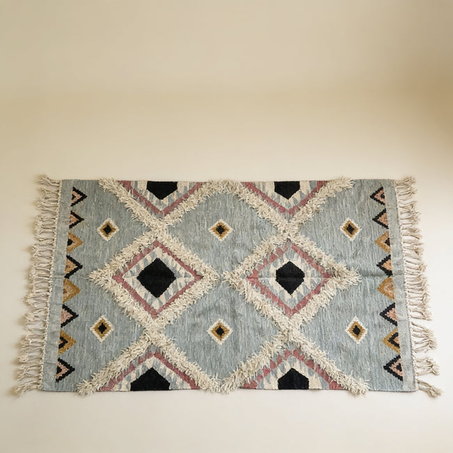 S168 handmade kilim rug studio view