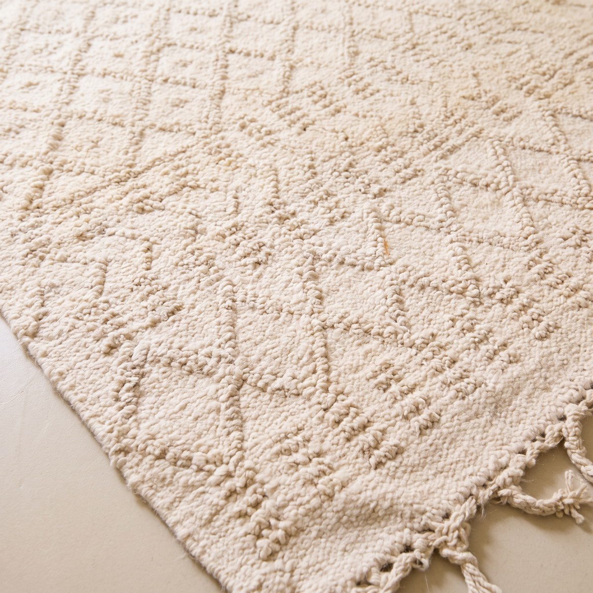 S17 handmade kilim rug — closeup view