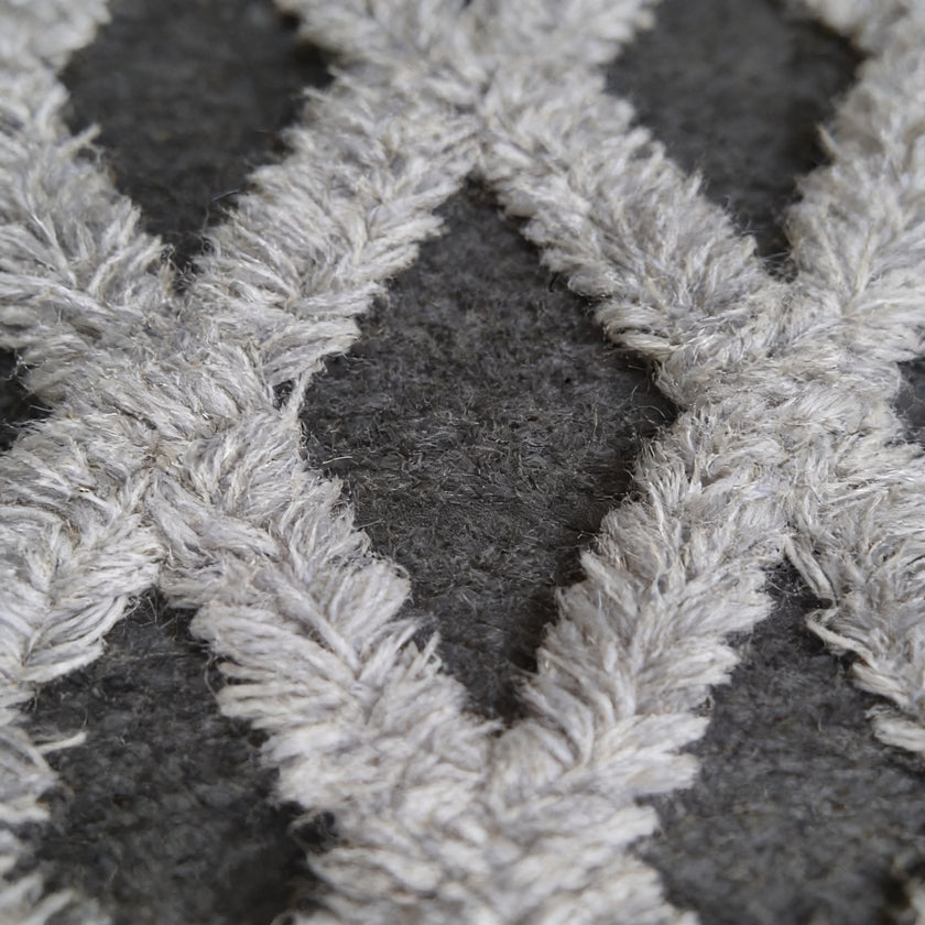 S174 handmade kilim rug closeup view