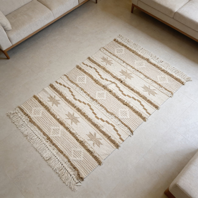 S175 handmade kilim rug lifestyle view