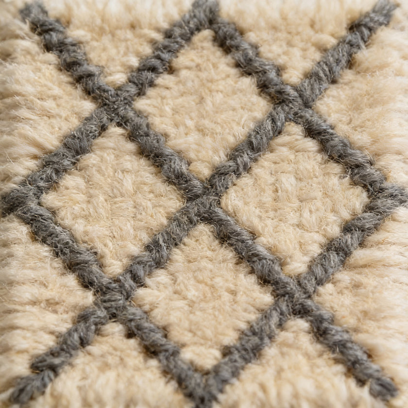 S199 handmade kilim rug closeup view