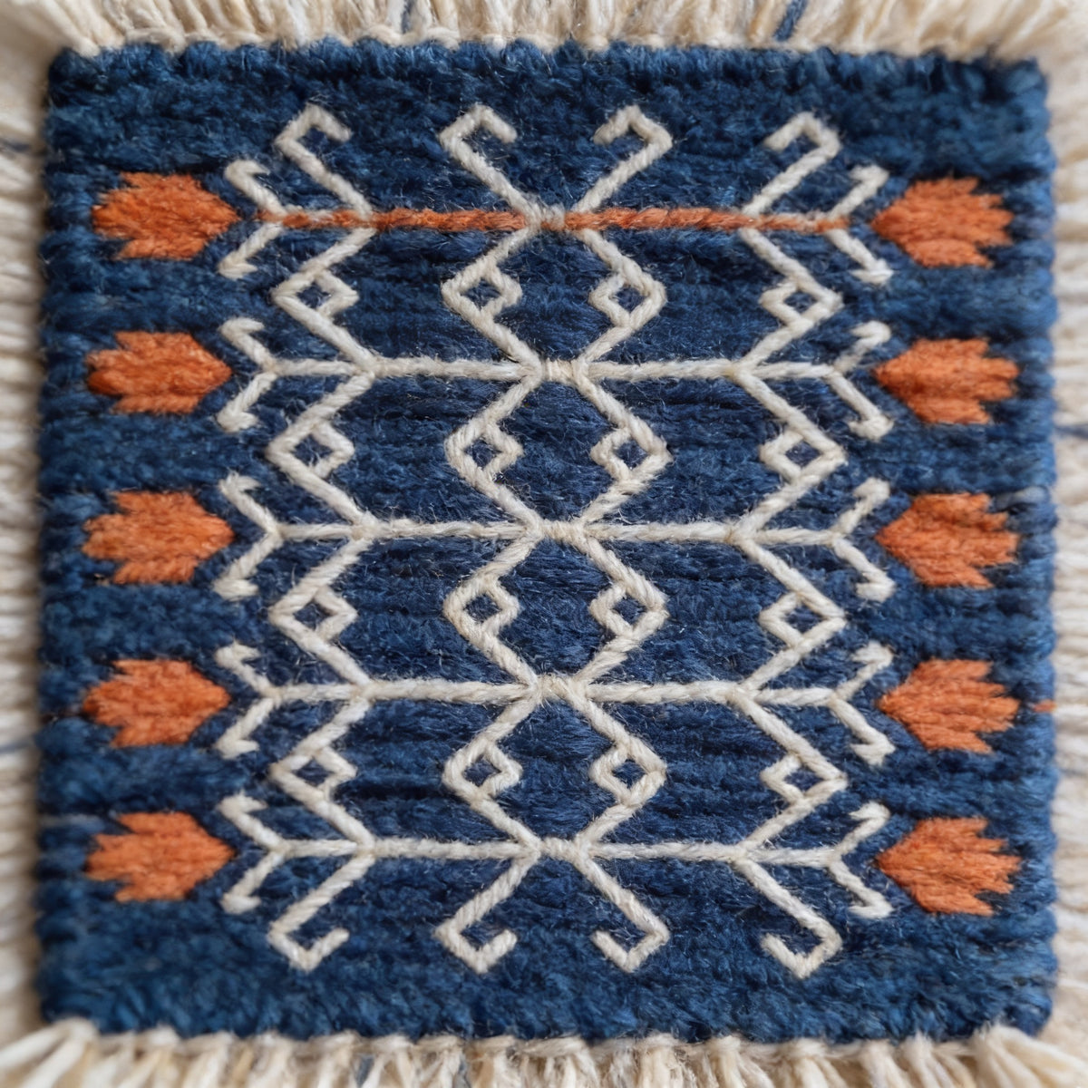 S218 handmade kilim rug closeup view