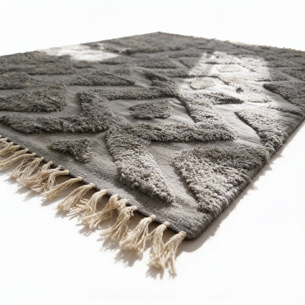 S22 handmade kilim rug — closeup view