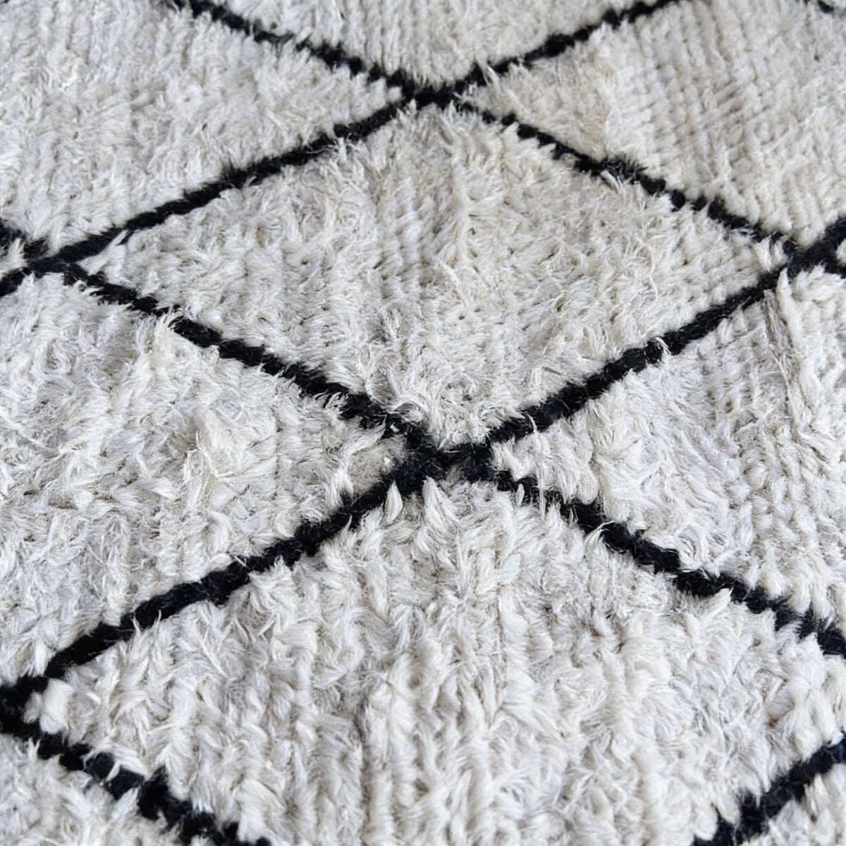 S222 handmade kilim rug closeup view