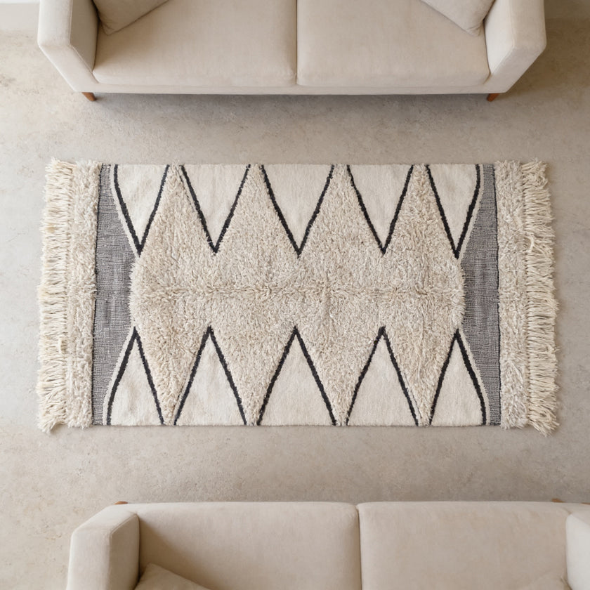 S224 handmade kilim rug lifestyle view