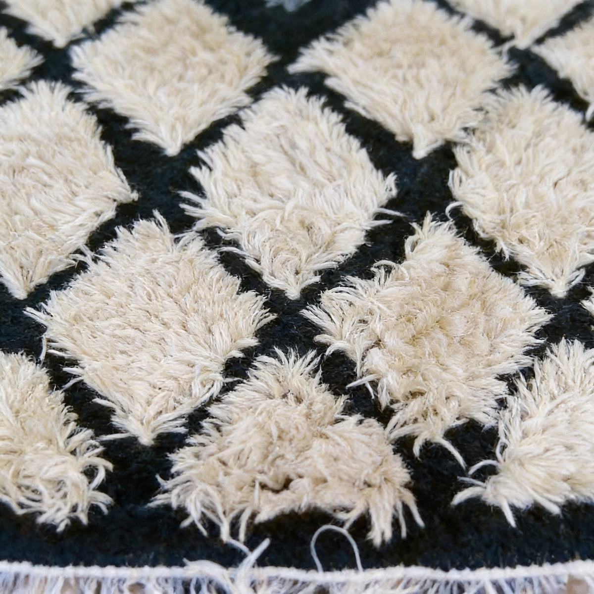 S226 handmade kilim rug closeup view
