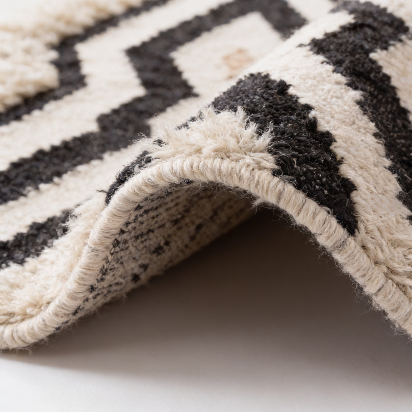 S23 handmade kilim rug — closeup view
