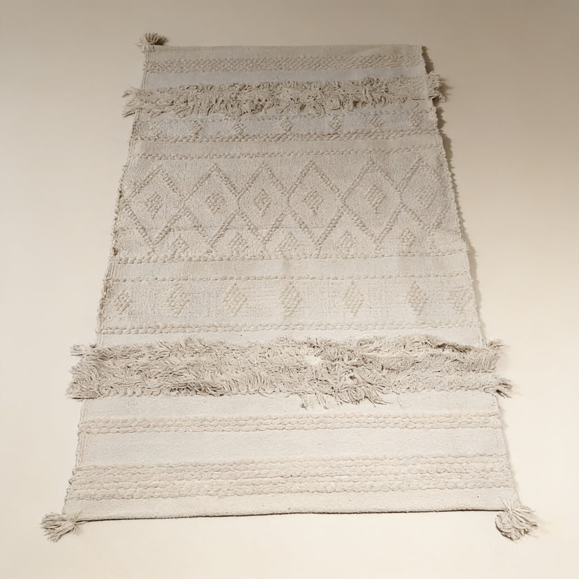 S230 handmade kilim rug studio view