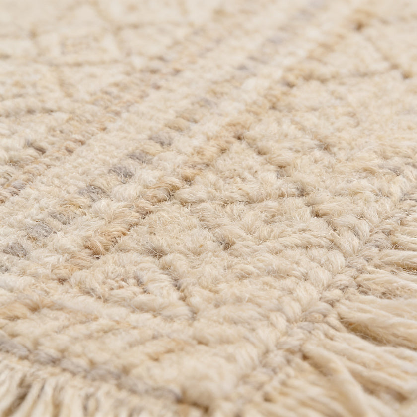 S234 handmade kilim rug closeup view