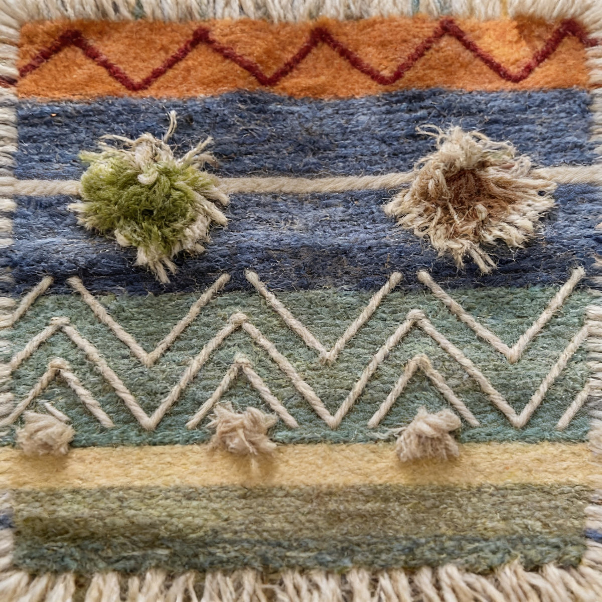 S251 handmade kilim rug closeup view