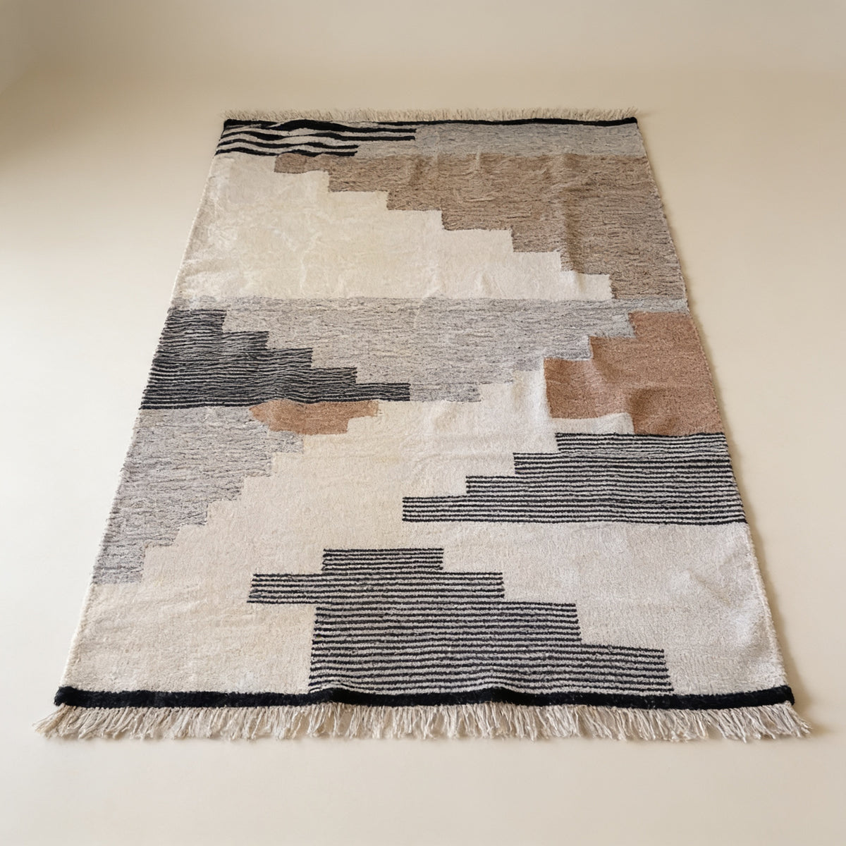 S252 handmade kilim rug studio view