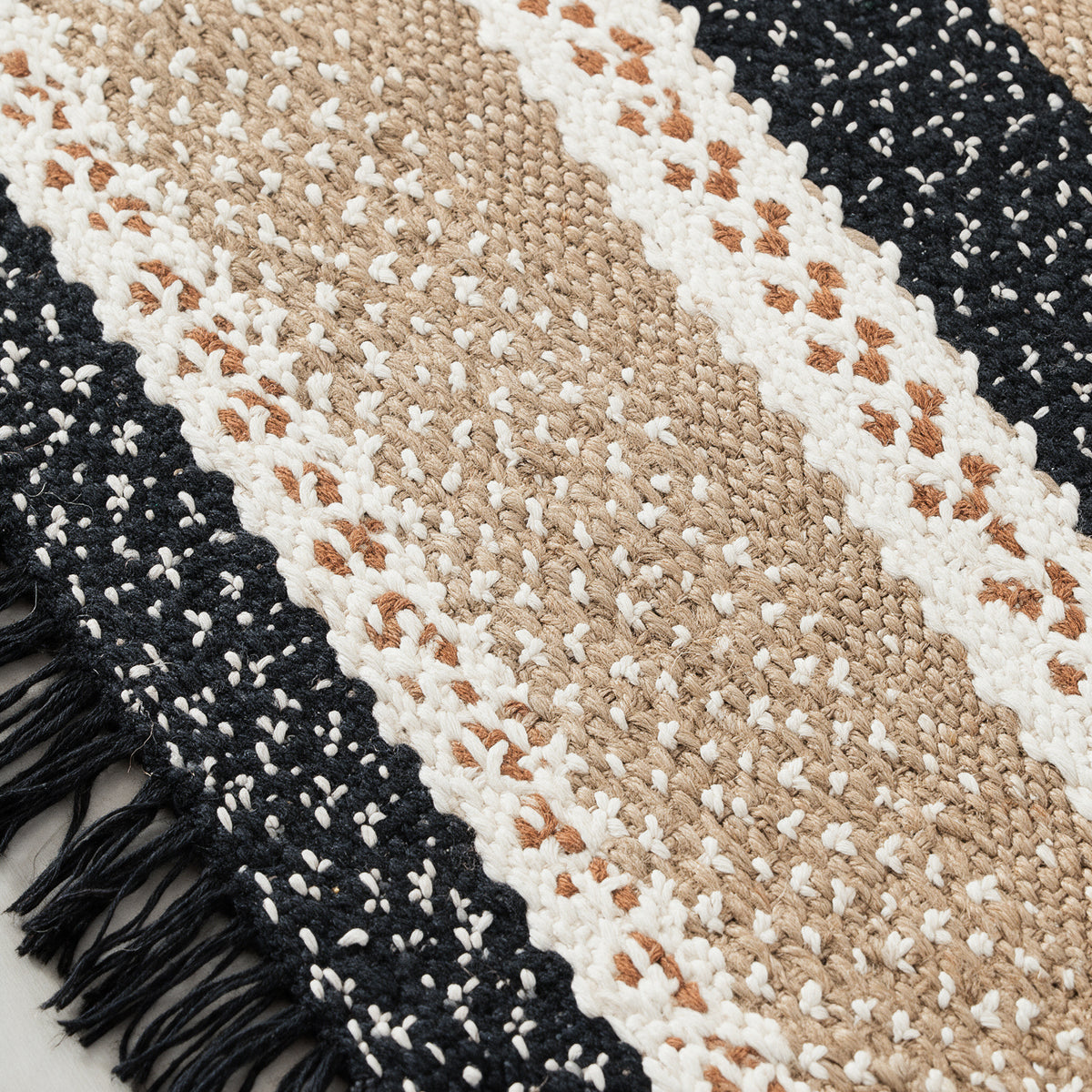 S259 handmade kilim rug closeup view