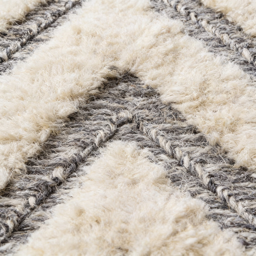 S260 handmade kilim rug closeup view