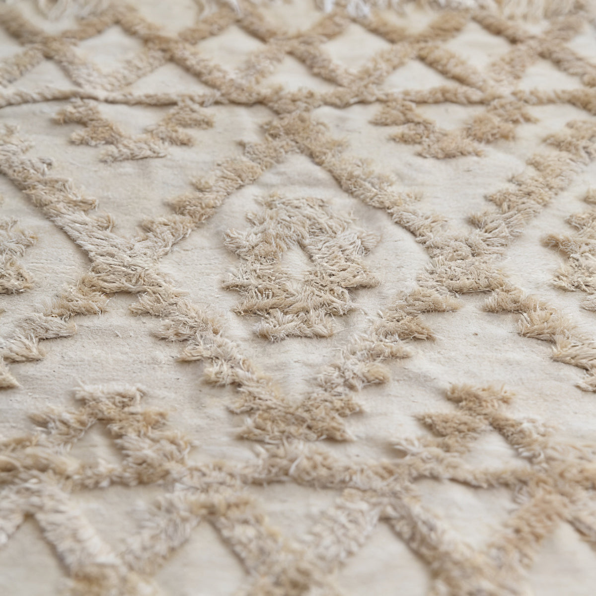 S266 handmade kilim rug closeup view