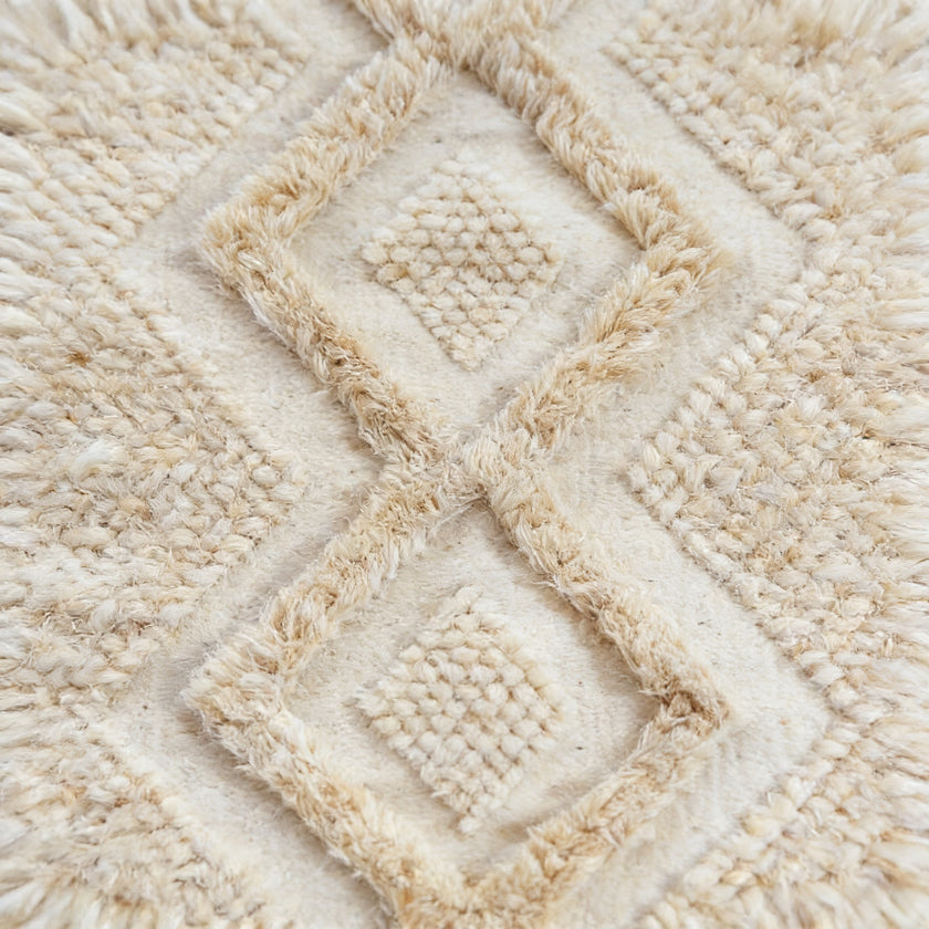 S278 handmade kilim rug closeup view