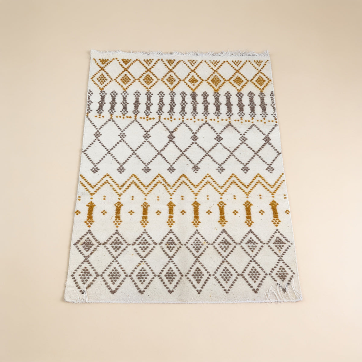 S282 handmade kilim rug studio view