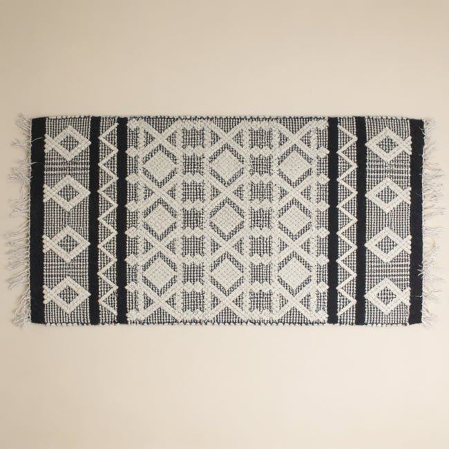 S292 handmade kilim rug studio view