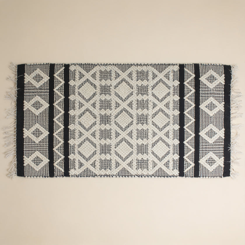S292 handmade kilim rug studio view