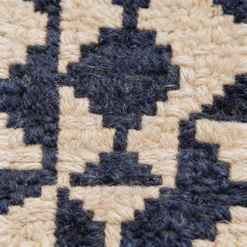 S298 handmade kilim rug closeup view