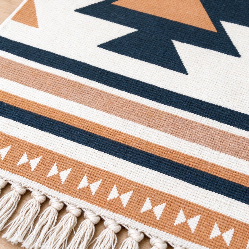 S312 handmade kilim rug closeup view