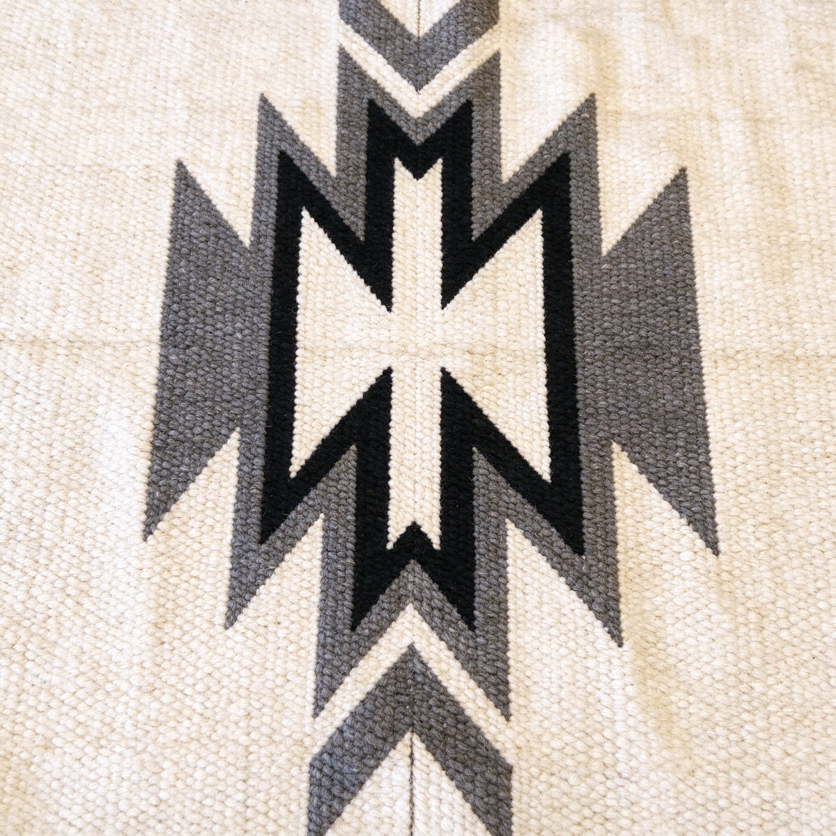 S313 handmade kilim rug closeup view