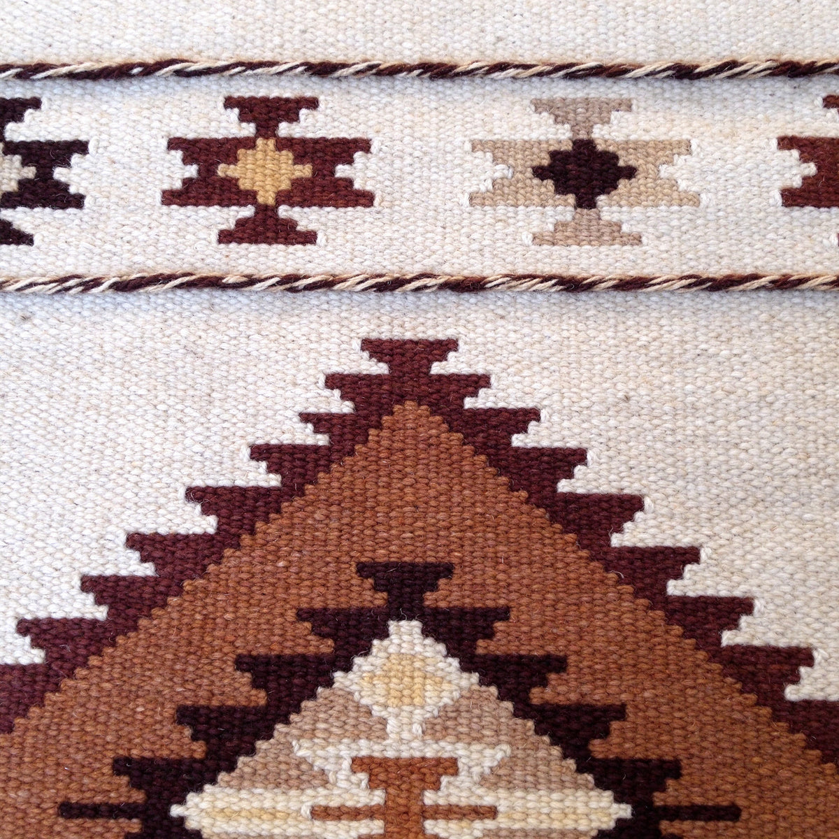 S317 handmade kilim rug closeup view