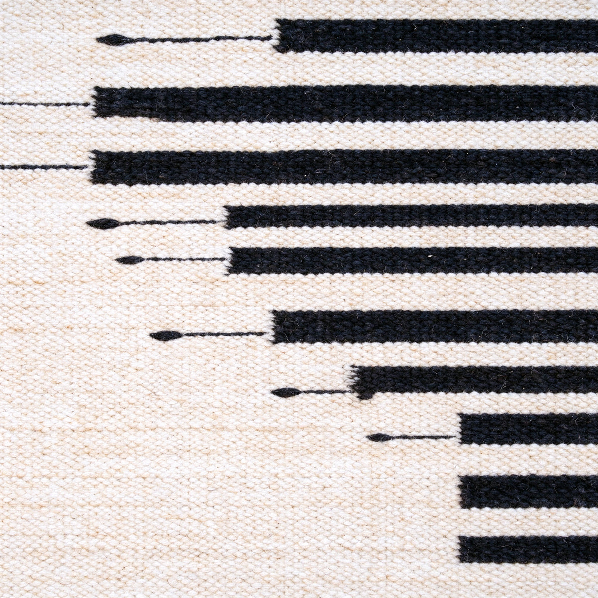 S318 handmade kilim rug closeup view