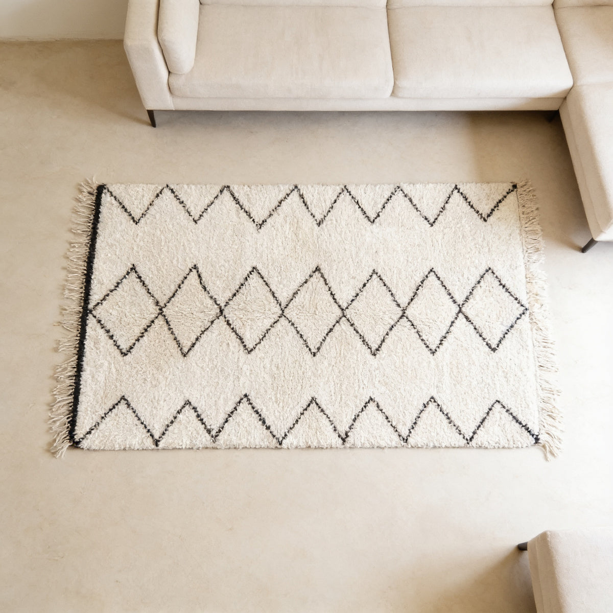 S331 handmade kilim rug lifestyle view