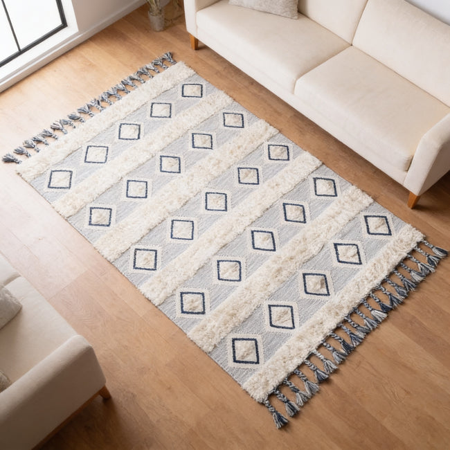 S34 handmade kilim rug — lifestyle view