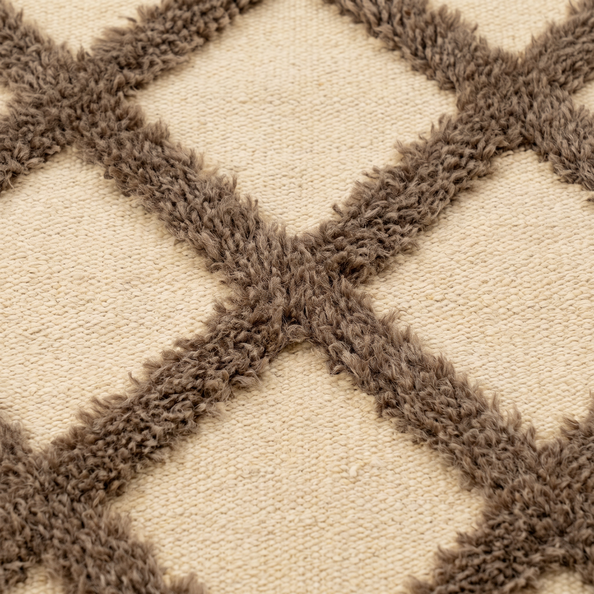 Off-White & Coffee Handmade Kilim Rug – 150 × 200 cm – S344 — woven texture close-up
