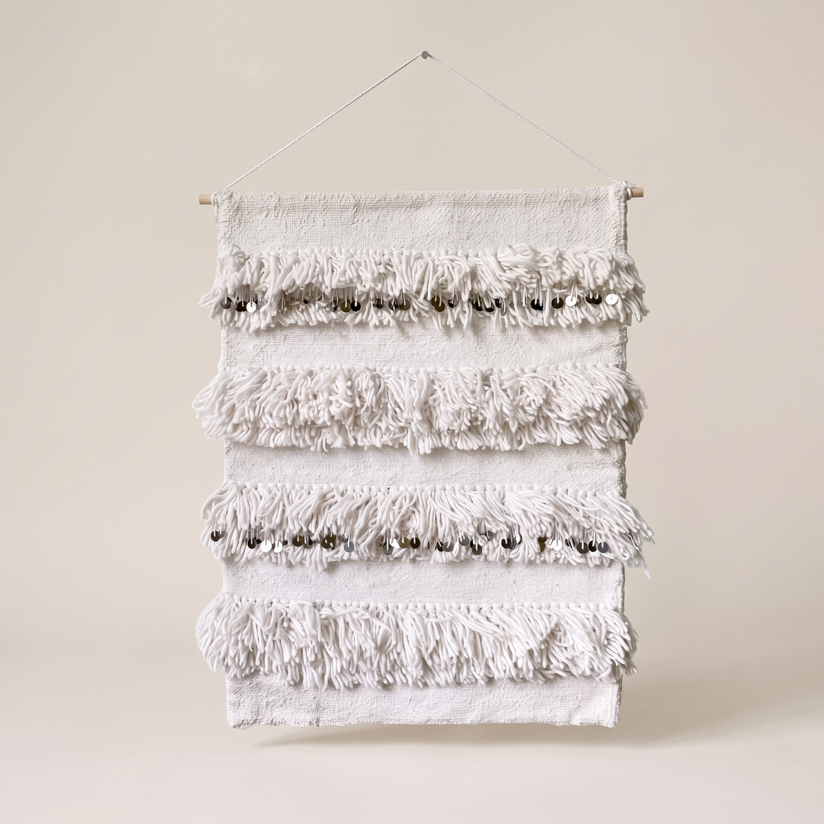Off-White Handmade Kilim Wall Hanging – 60 × 100 cm – S402 — light beige studio photo