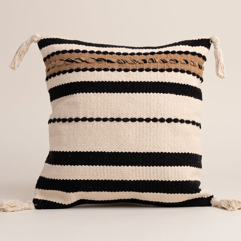 Handmade Cushion – 50 × 50 cm – S434 — light beige studio photo