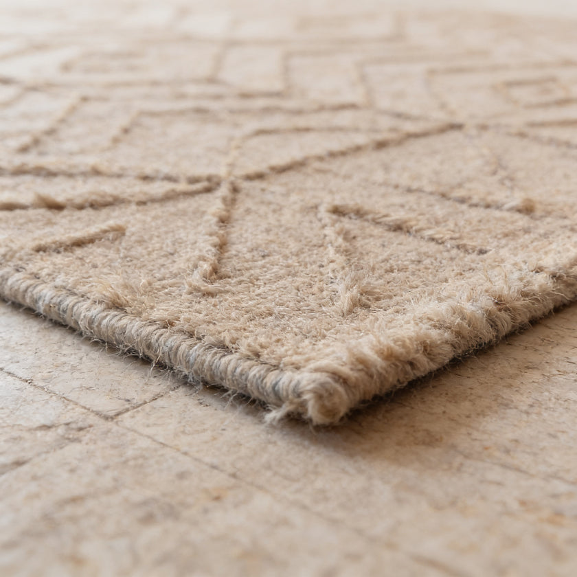 S5 handmade kilim rug — closeup view