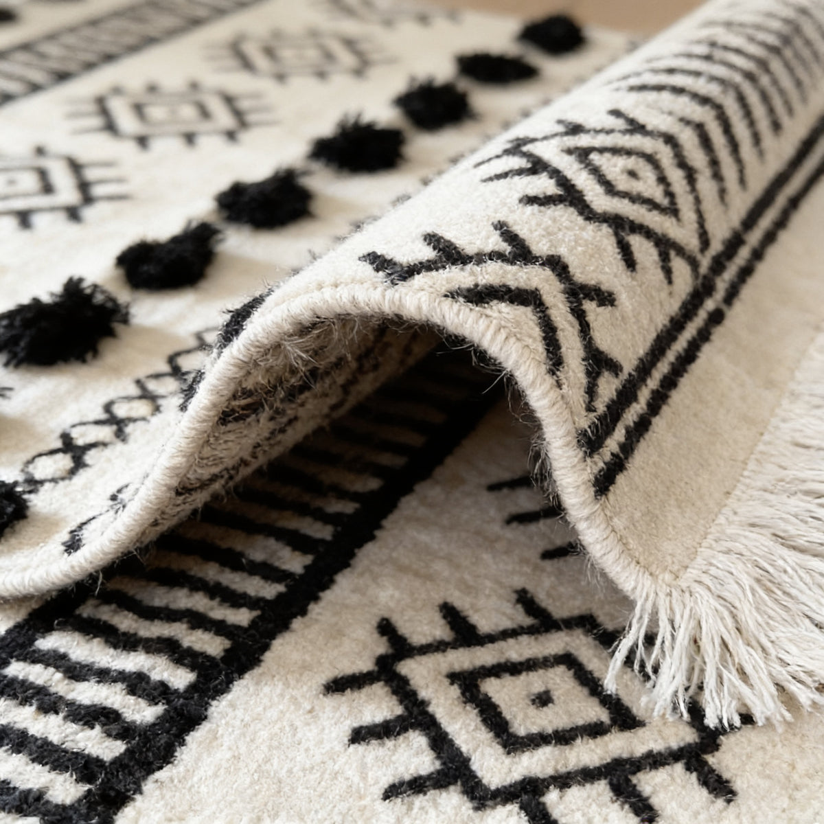 S55 handmade kilim rug — closeup view