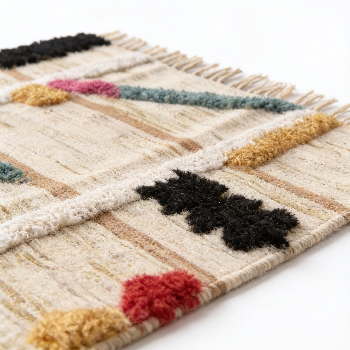S71 handmade kilim rug — closeup view