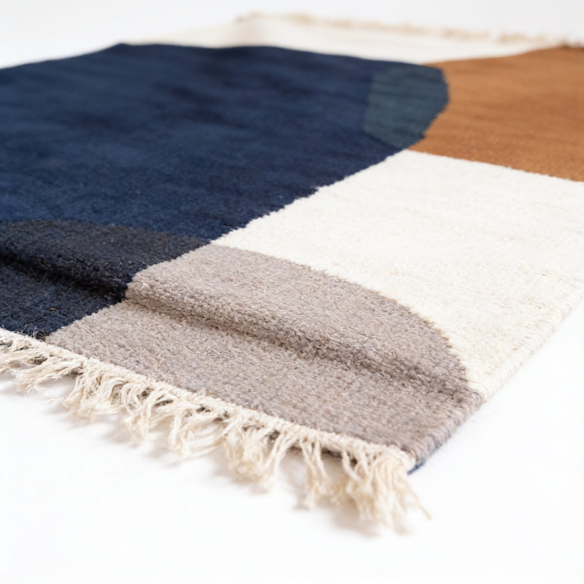S88 handmade kilim rug — closeup view