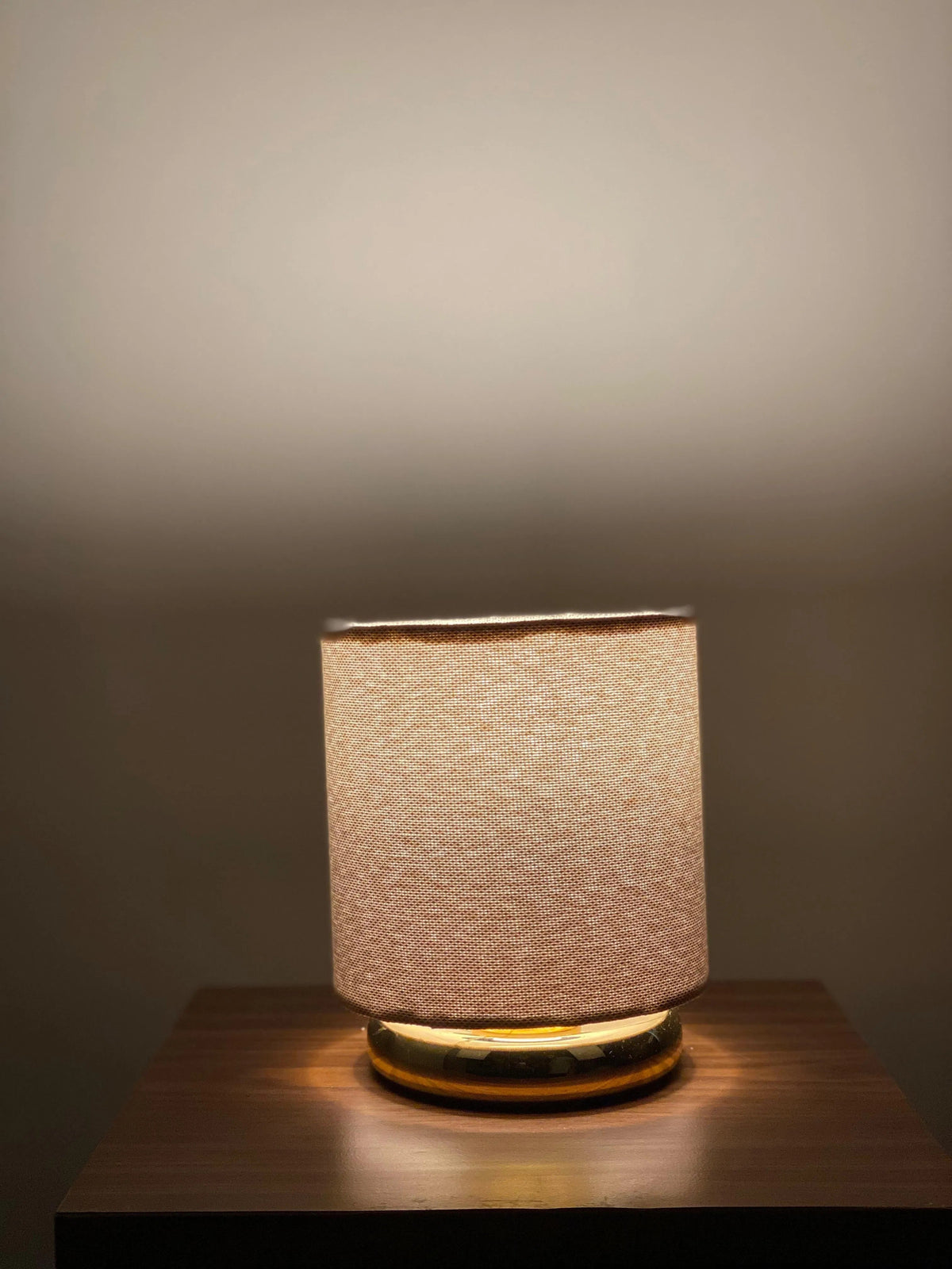 Modern Table Lamp 042